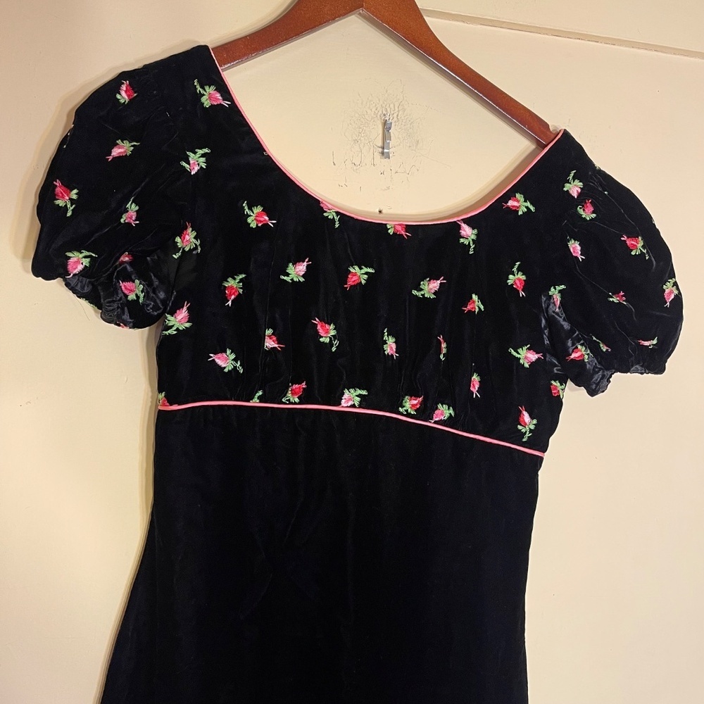 Puff Sleeve Black Velvet Elegant Black Floral Maxi Dress Bridgerton - Picture 4 of 14